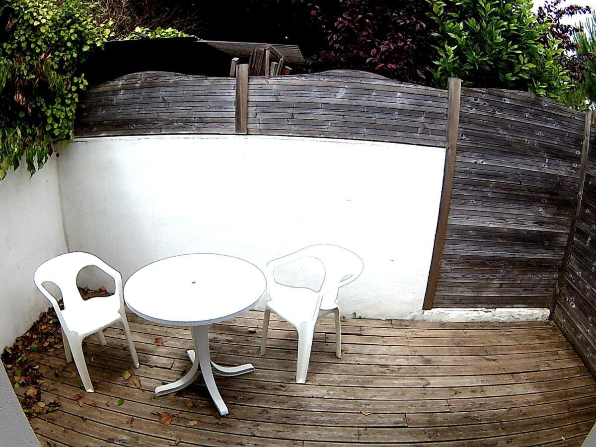 Studio Avec Terrasse A La Rochelle Peripherie - Perigny Exterior photo